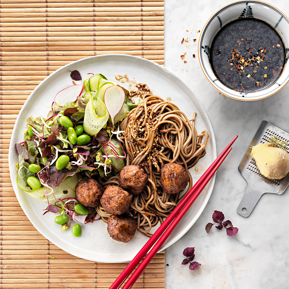 Yumshoq qollar silkinib ketadi