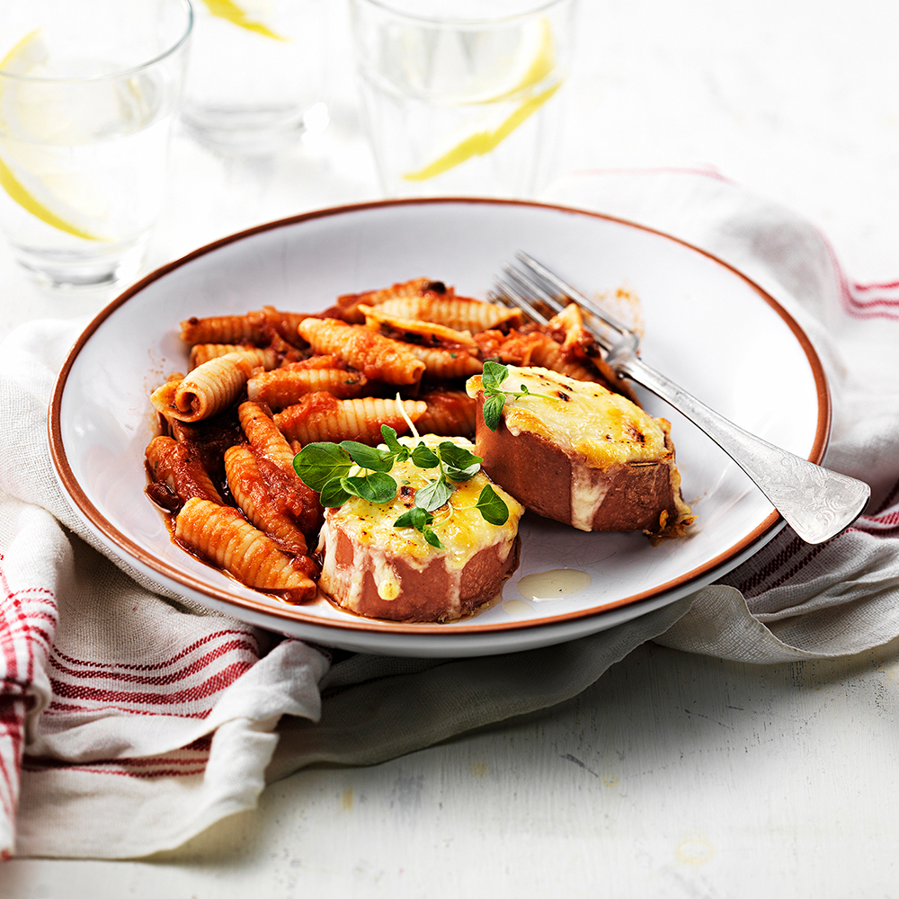 Ugnsbakad-kycklingmiddagskorv-med-pasta
