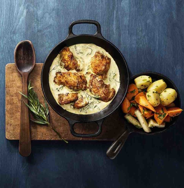 Wokad kyckling med nudlar, lime och sweet chili